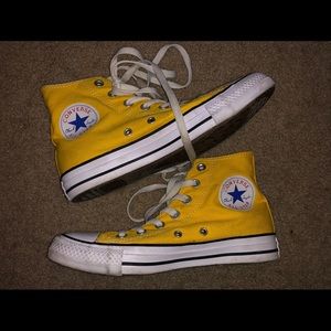 Yellow High Top Converse Unisex (Women’s 7)